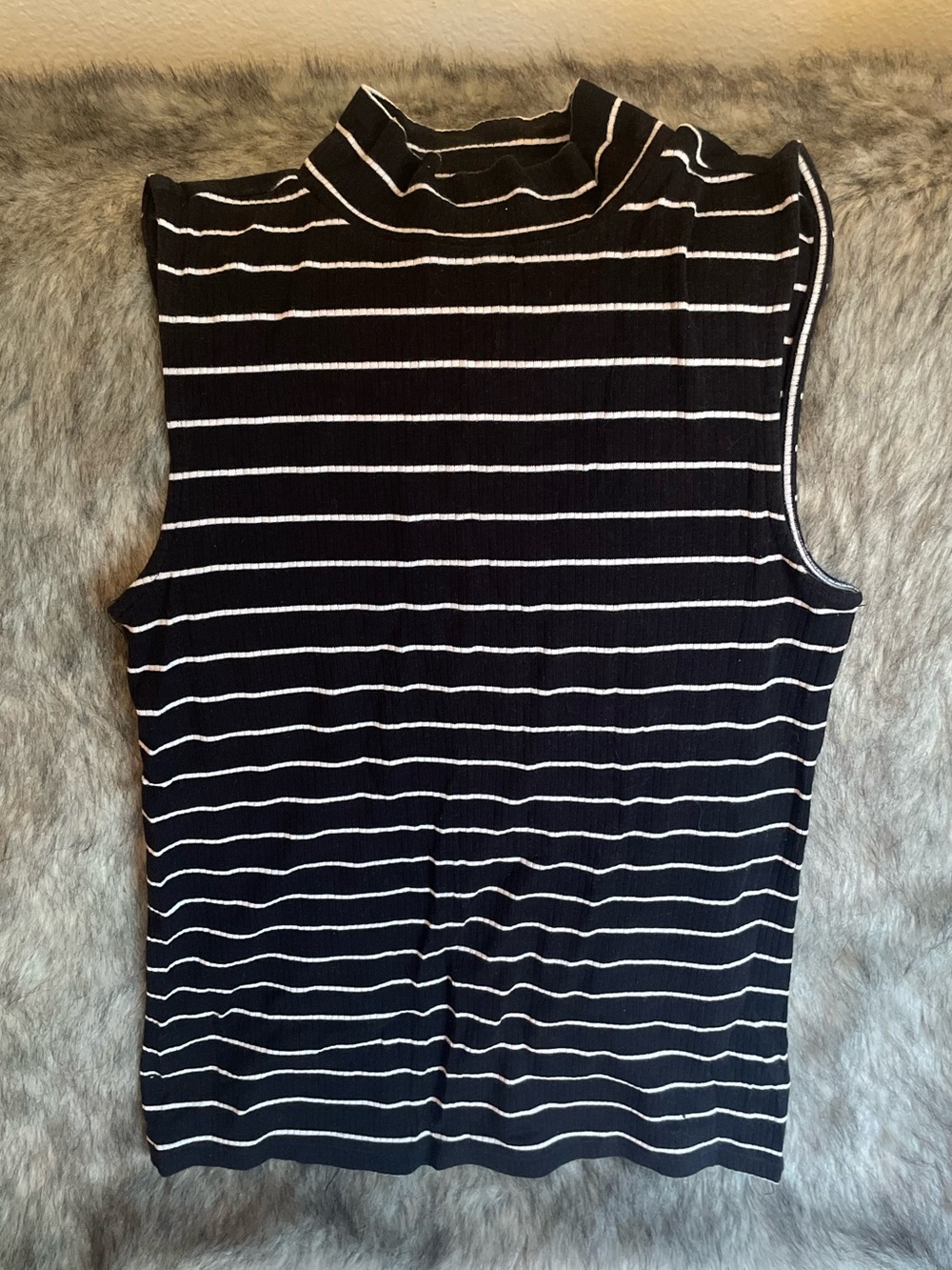 a.n.a Black White Striped Sleeveless Mock Neck Top M